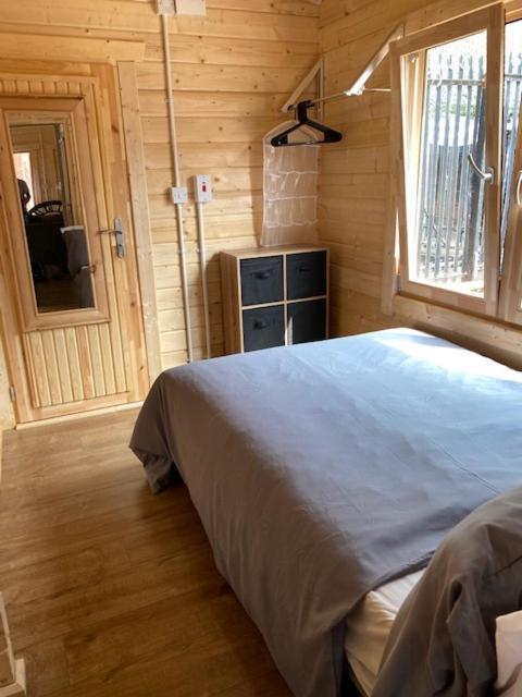 The Wooden Lodge No 1 At The Baltic Cains Brewery 利物浦 外观 照片